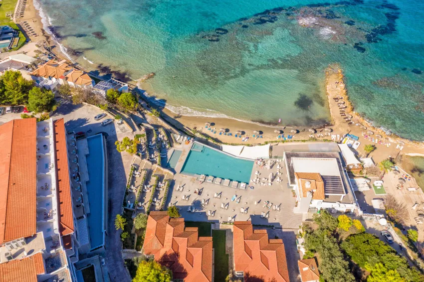 Alexandra Beach Resort 4*-19