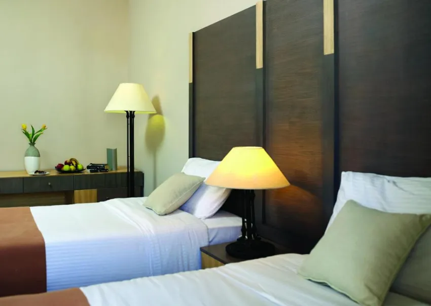 CORAL SEA AQUA CLUB  4*-82