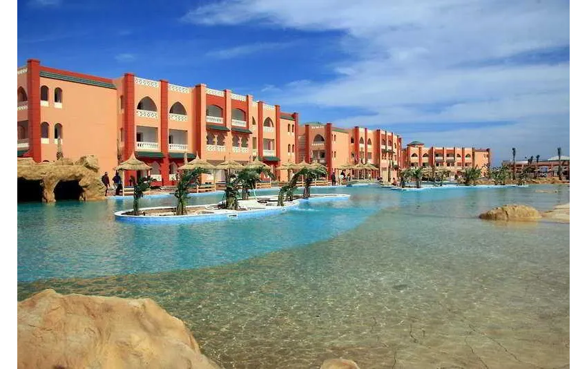 Pickalbatros Aqua Vista Resort 4*-1