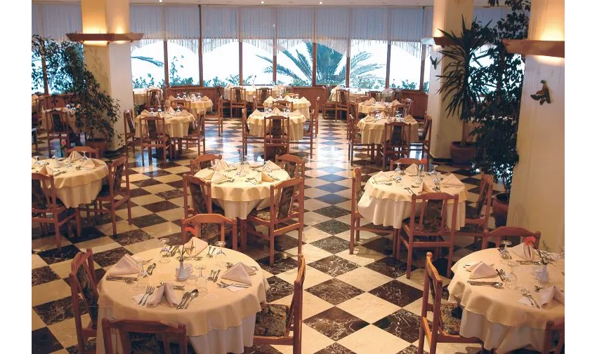 RUBI HOTEL  5*-4