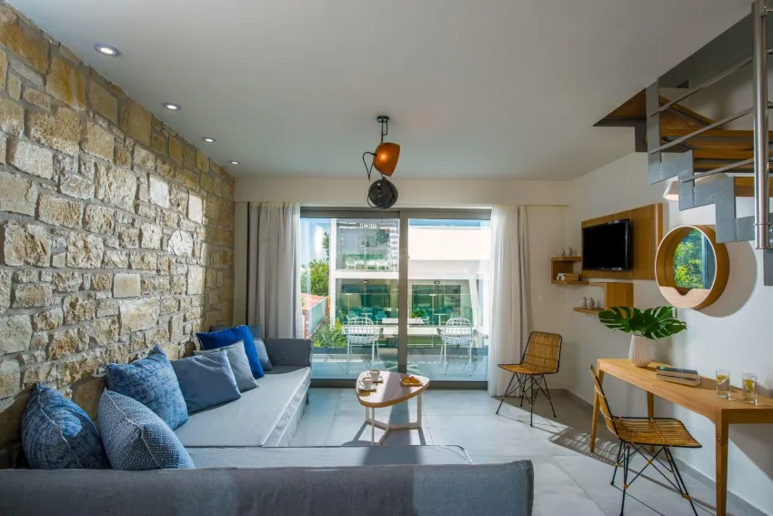 Mary Hotel and Mary Royal Suites 3*-10