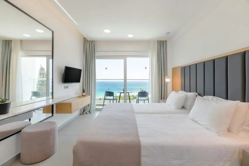 Napa Mermaid Hotel & Suites 4*-26