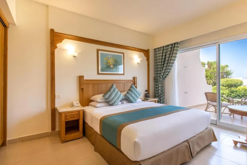 LONG BEACH RESORT  4*-27
