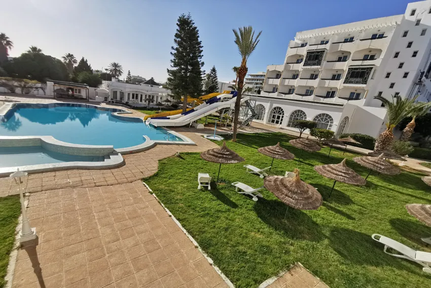 Jinene Beach 3*-3