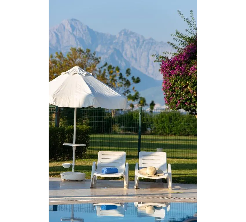CLUB FALCON HOTEL  4*-13