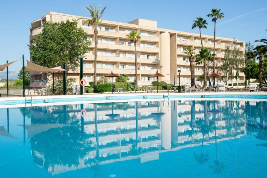 Club Cala Romani 3*-2
