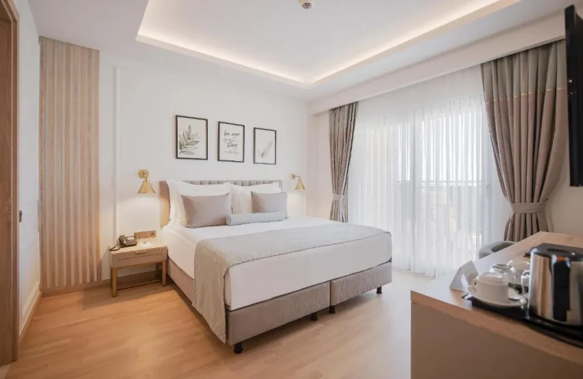 MIRAMARE QUEEN HOTEL  4*-16