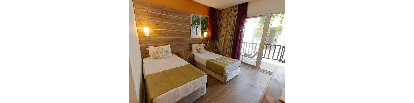 La Perla Hotel 4*-96