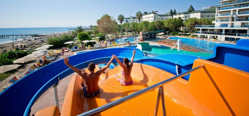 MC BEACH RESORT HOTEL  5*-20