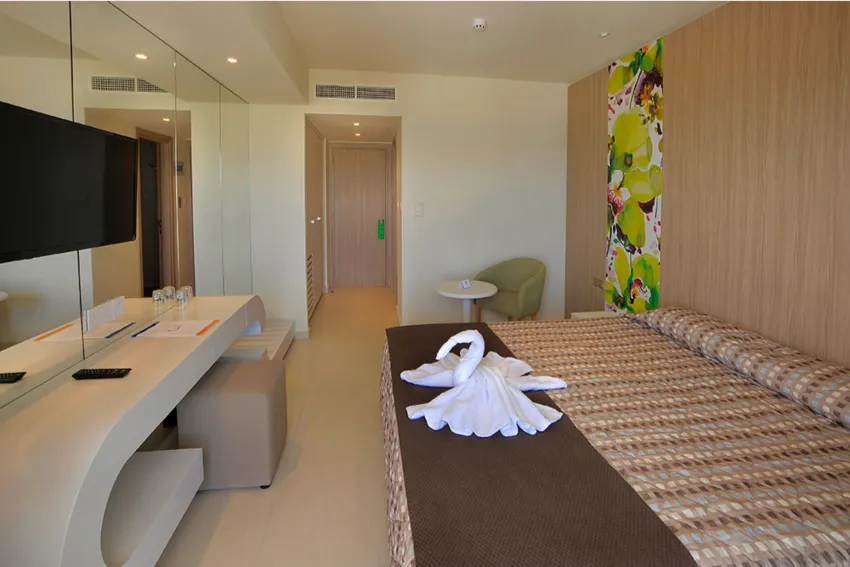 Nelia Beach Hotel 4*-25