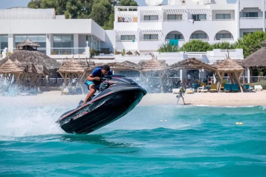 THE ORANGERS BEACH RESORT & BUNGALOWS  4*-30