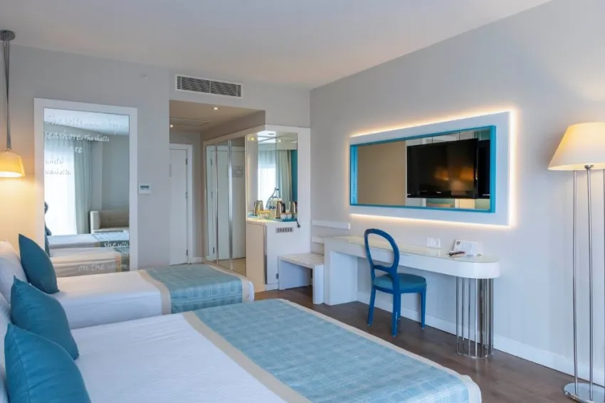 SEASHELL RESORT & SPA HOTEL  5*-49