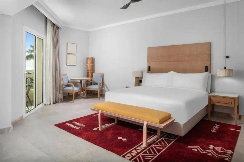 DOUBLETREE BY HILTON SHARM BAY RESORT BEACH SIDE  4*-77