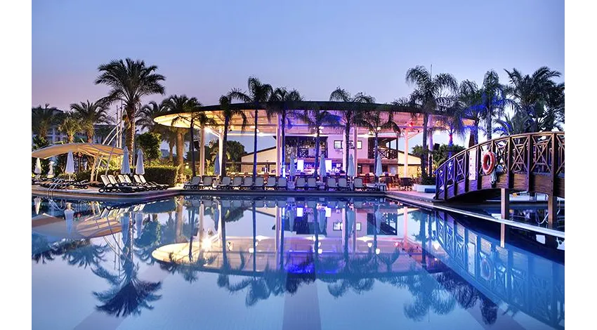 CRYSTAL FAMILY RESORT & SPA  5*-4