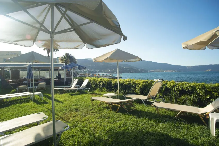 Alikes Studios & Suites 4*-26