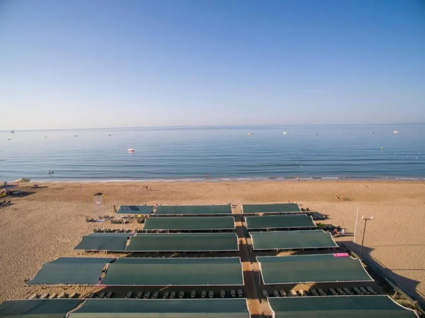 Side Crown Palace 5*-9