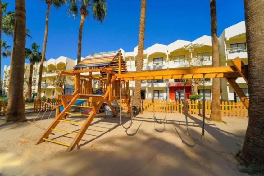 REGINA RESORT & AQUA PARK HURGHADA  4*-30