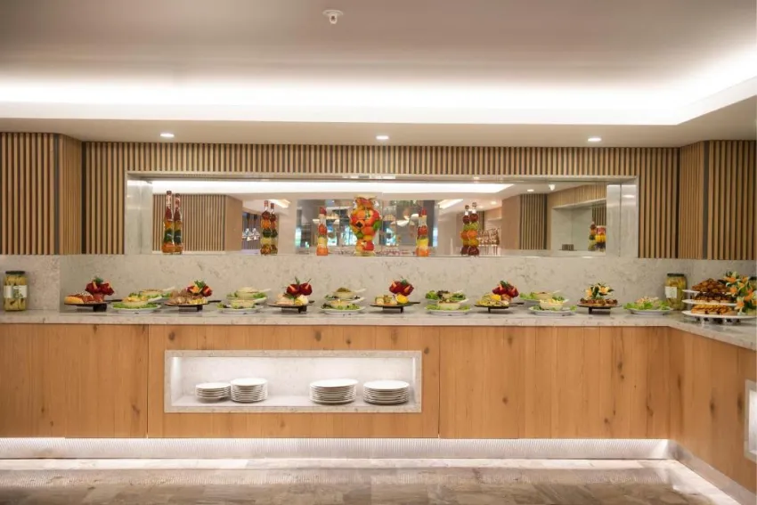 MIRAMARE BEACH HOTEL  5*-38