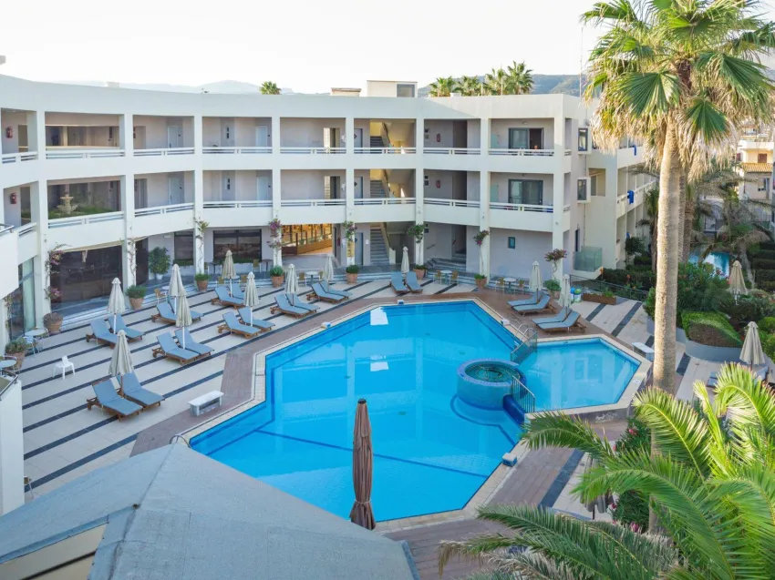 Pearl Beach 4*-2