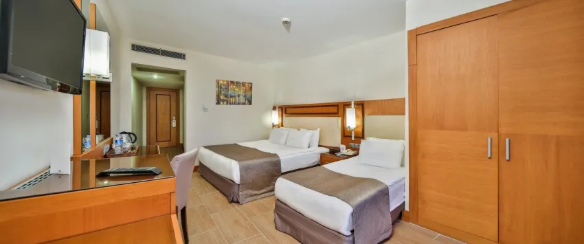 Crystal Prestige Elite Pearl Collection 5*-23