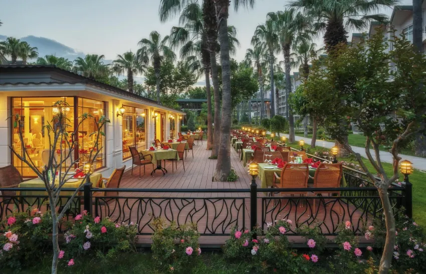 Dobedan World Palace Kemer (Ex. Alva Donna World Palace) 5*-10