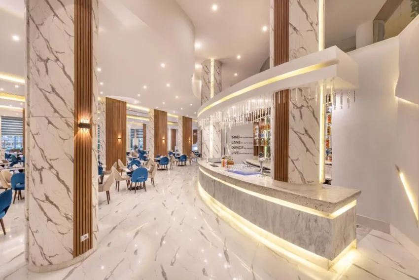 LONG BEACH RESORT  4*-81