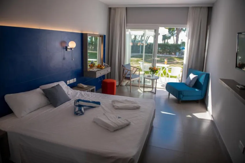 Park Beach Hotel 3*-6