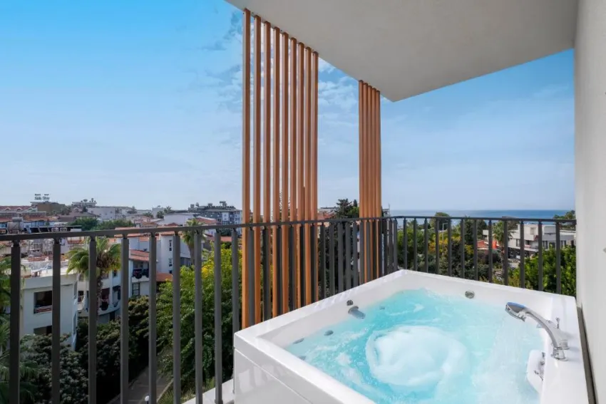 THE RAGA SIDE (ADULT ONLY 16+)  5*-25