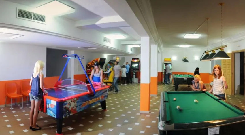 RIVIERA HOTEL 4*-47