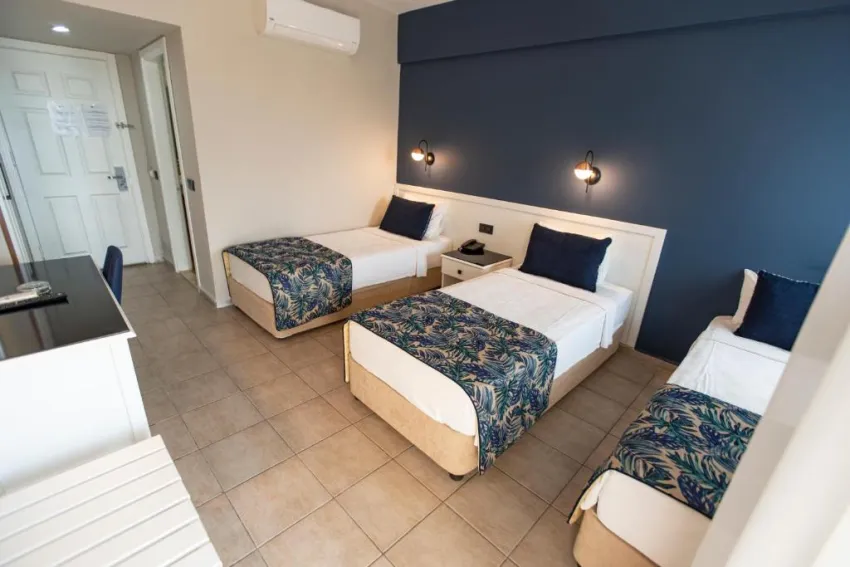 GRAND MIRAMOR HOTEL  4*-6