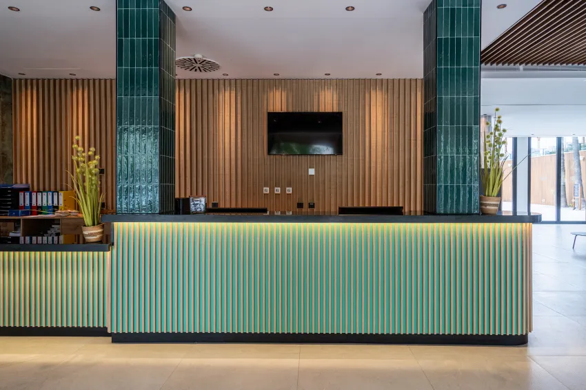 THB Bamboo Alcudia 4*-8