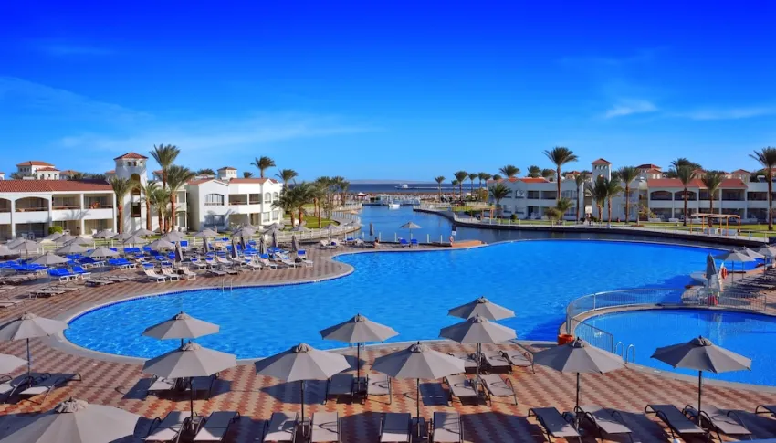 Pickalbatros Dana Beach Resort - Hurghada 5*-180