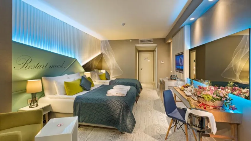 WIND OF LARA HOTEL & SPA  5*-7