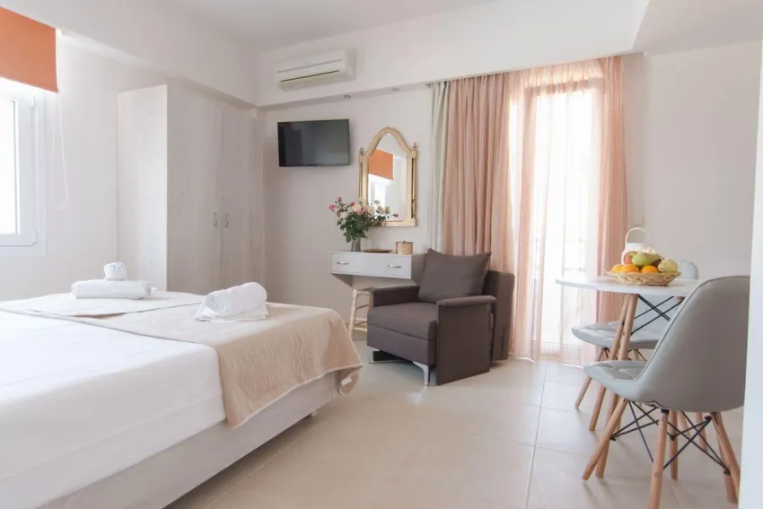 Sirena Apartments 3*-13