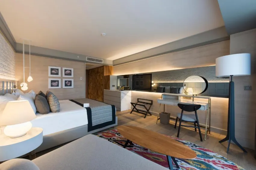ACANTHUS & CENNET BARUT COLLECTION  5*-16