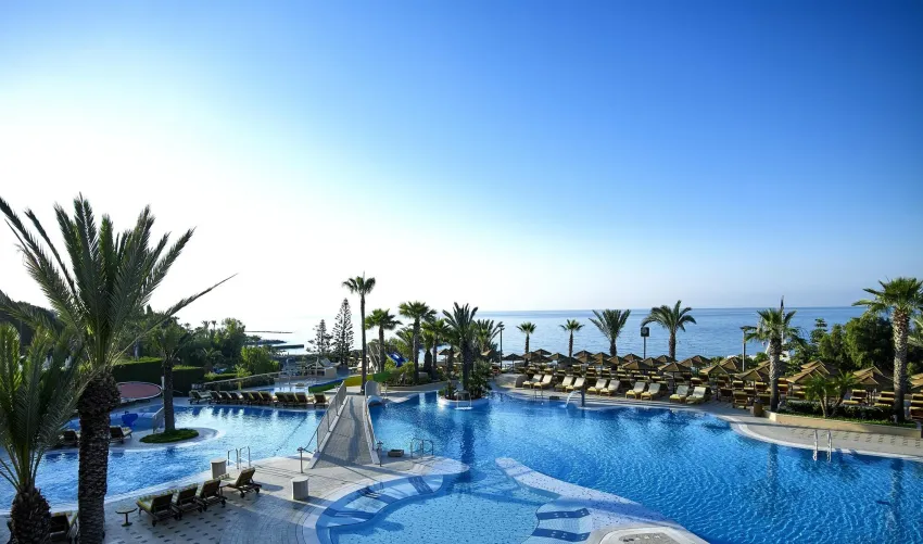 Four Seasons 5*-18