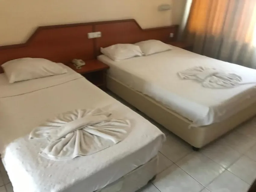 MUZ HOTEL  3*-12