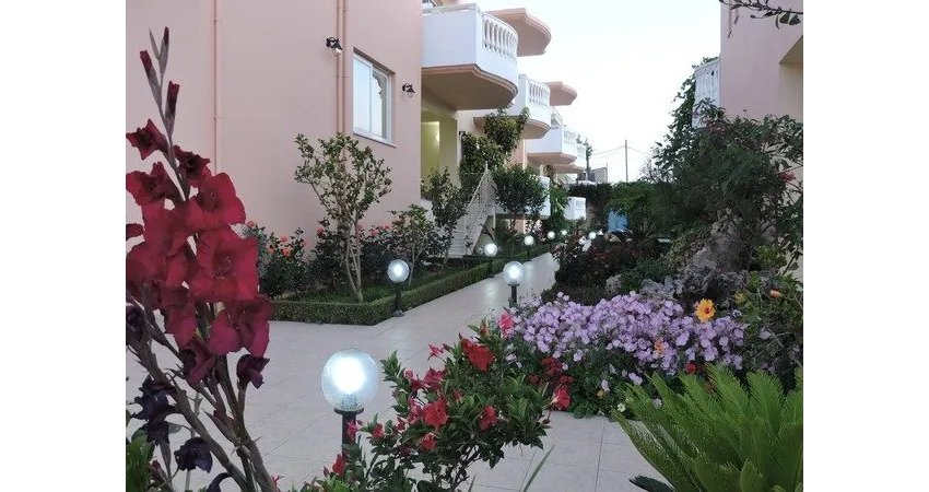 Golden Rose Suites 4*-6
