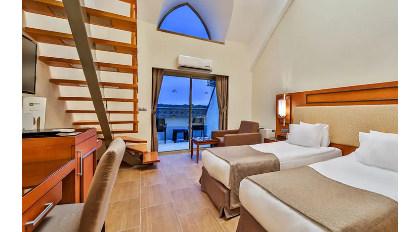CRYSTAL PRESTIGE ELITE HOTEL  5*-6
