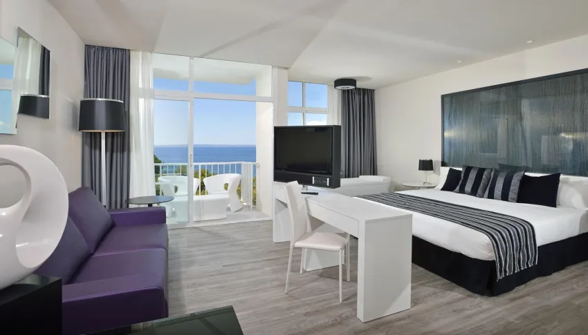 Melia South Beach 4*-243