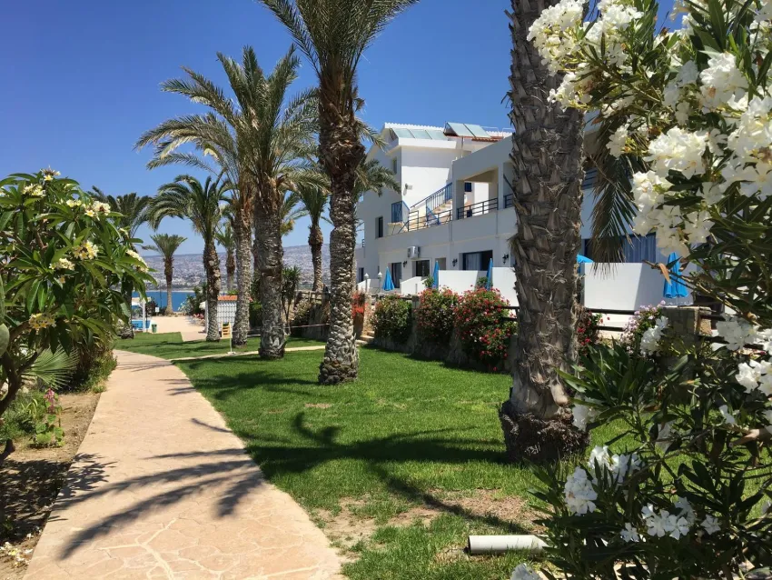 Vrachia Beach Hotel & Suites (Adults Only) 3*-7