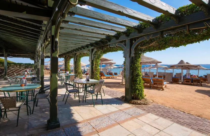 CHARMILLION CLUB RESORT  5*-34