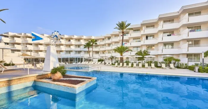 Globales Cala Bona Suites 4* - Cala bona - Spania