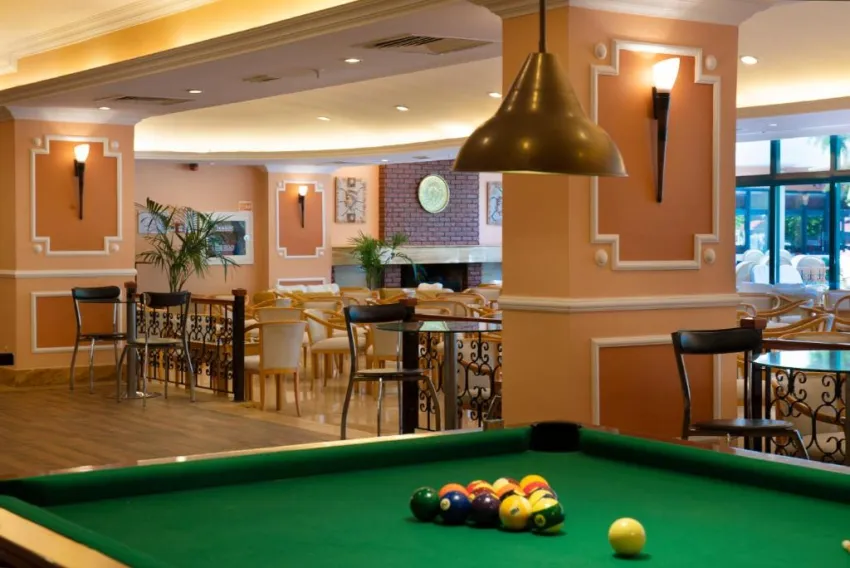 MIRAMARE QUEEN HOTEL  4*-35