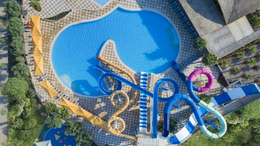 NOAH'S ARK DELUXE HOTEL & SPA  5*-2