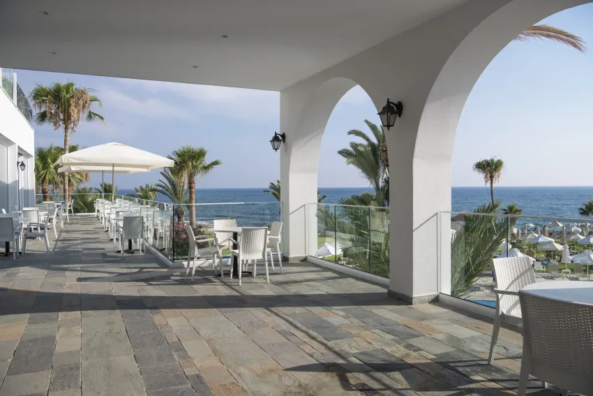 Akti Beach Hotel and Village Resort 4*-10