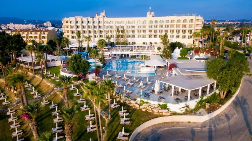 Golden Coast Beach Hotel 4*-23