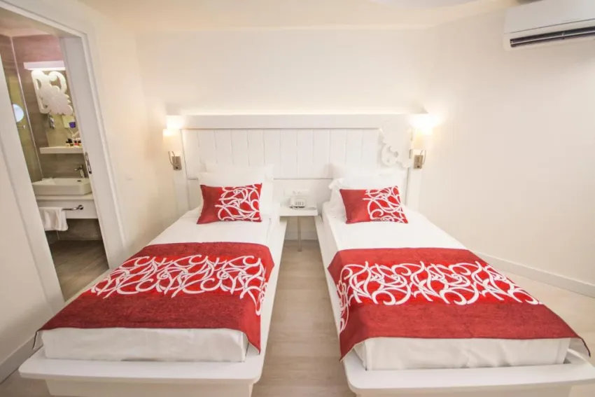 LAGUNA BEACH ALYA RESORT & SPA HOTEL  5*-6