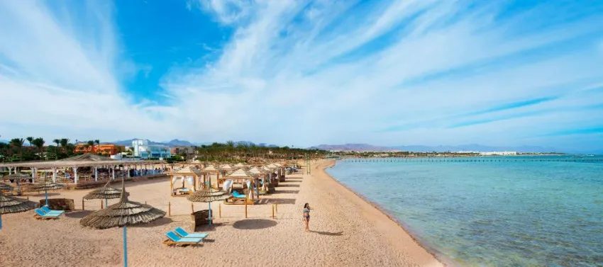 AMWAJ OYOUN HOTEL & RESORT  5*-5