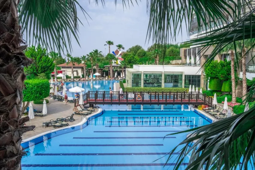 ALBA ROYAL HOTEL (ADULTS ONLY 16+)  5*-16